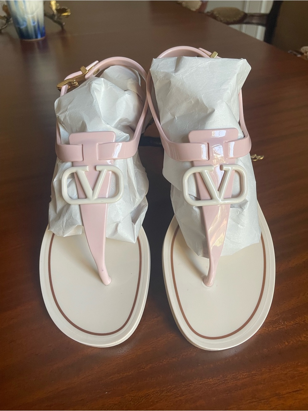 Womens Valentino Garavani jelly Tong sandals